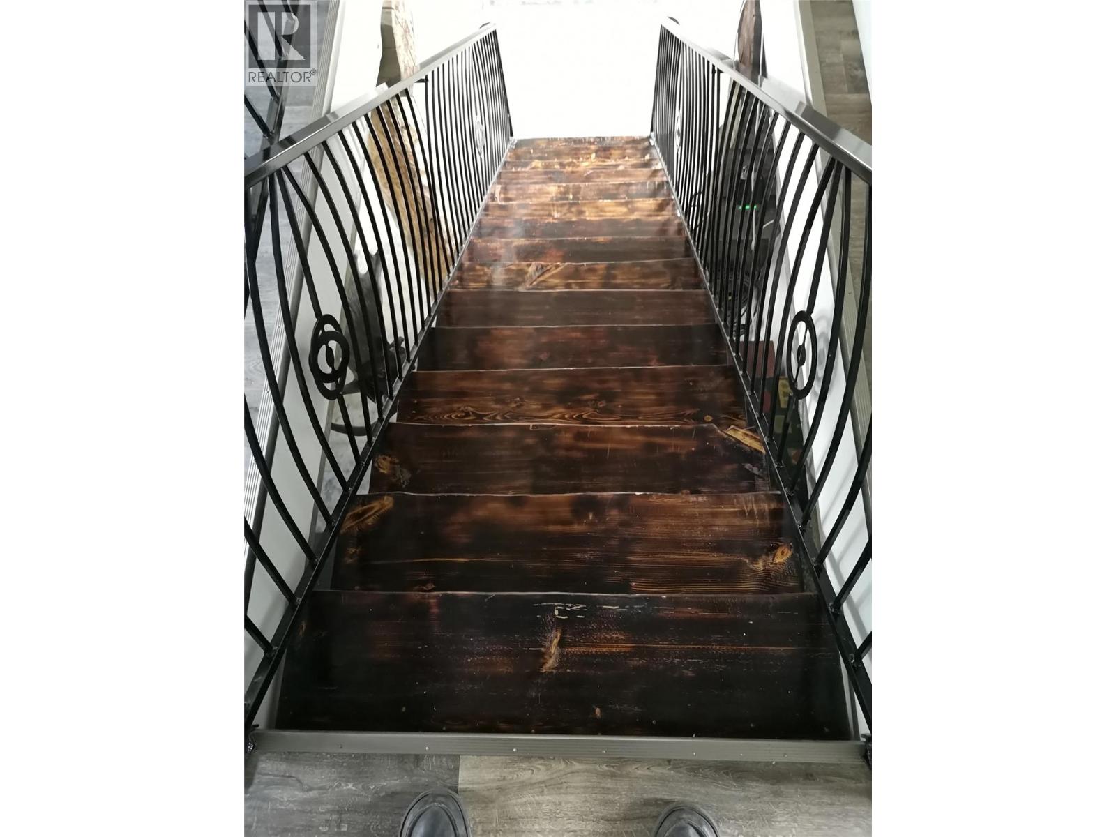 2513 GREEN MOUNTAIN Road, Penticton