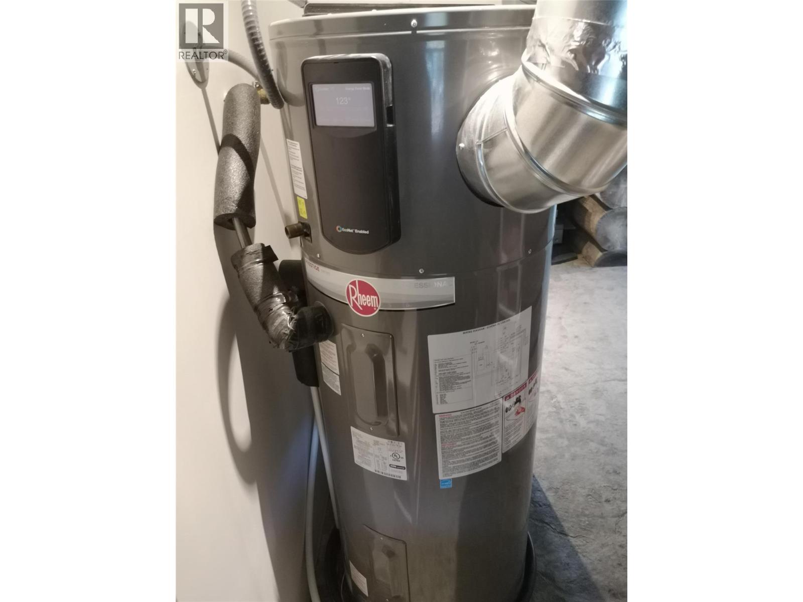 2513 GREEN MOUNTAIN Road, Penticton