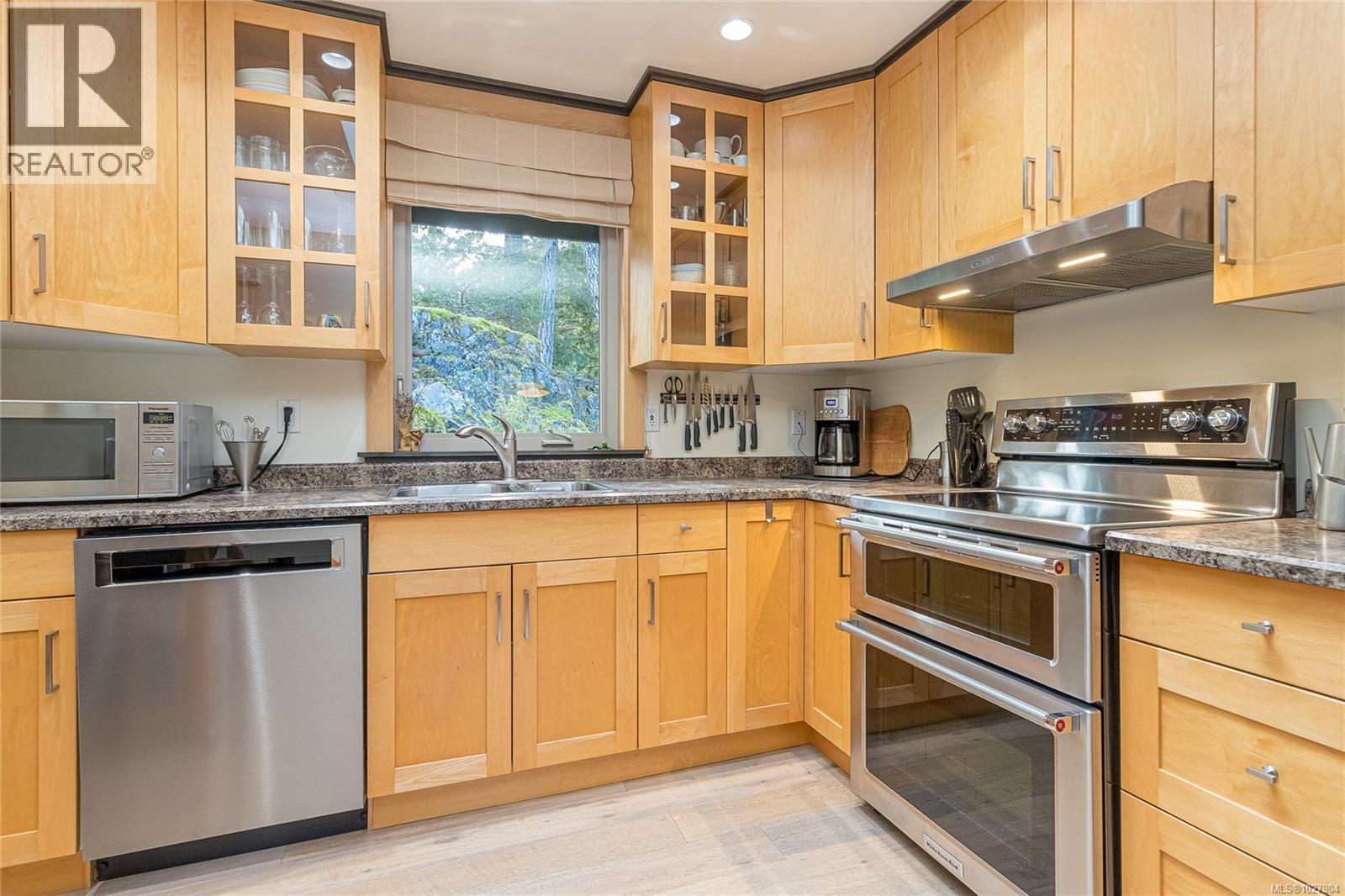 1650 Claudet Rd, Nanoose Bay