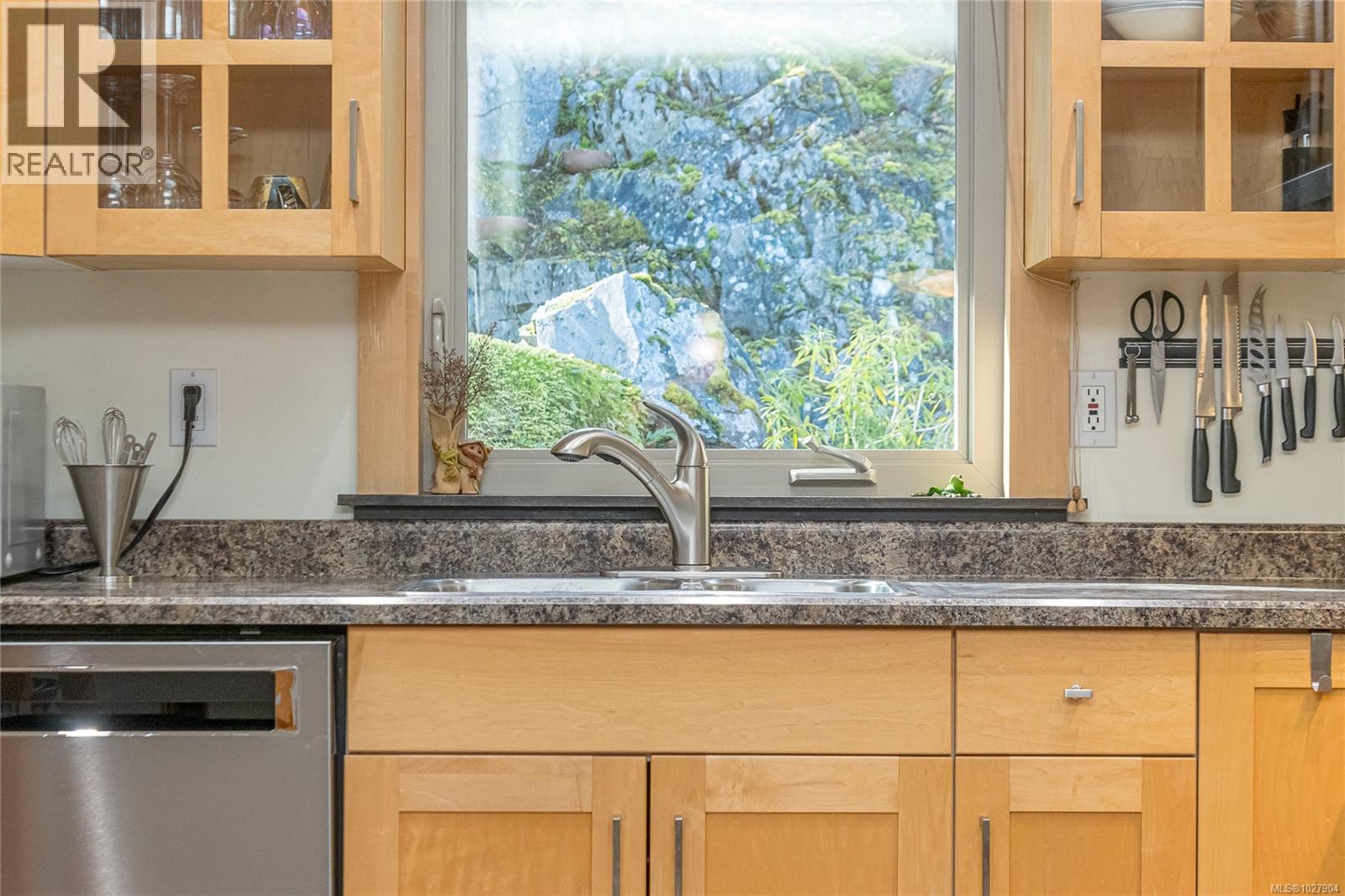 1650 Claudet Rd, Nanoose Bay