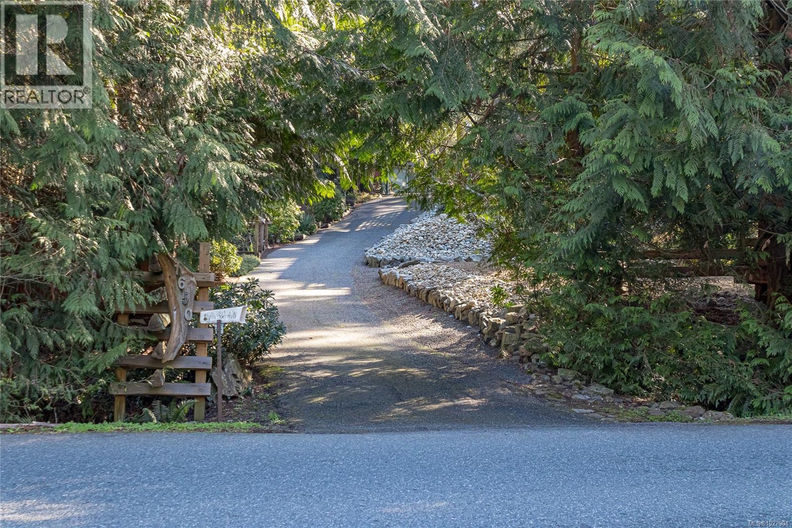 1650 Claudet Rd, Nanoose Bay