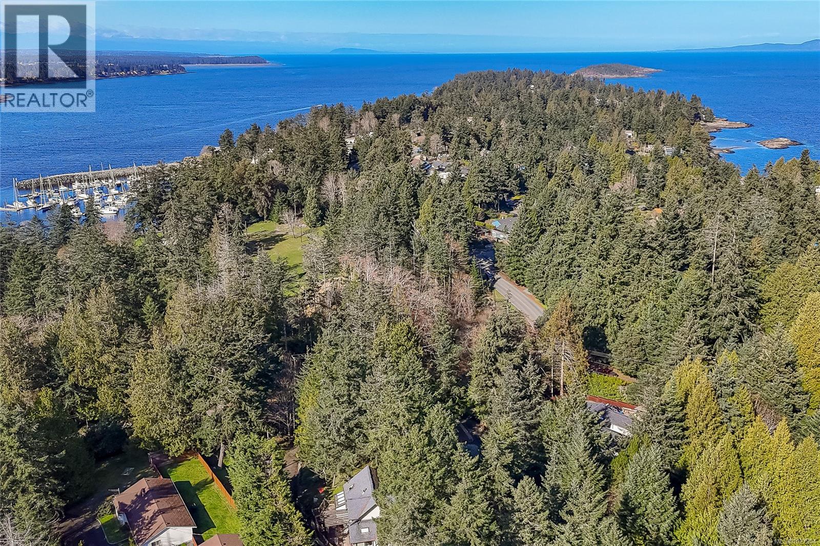 1650 Claudet Rd, Nanoose Bay