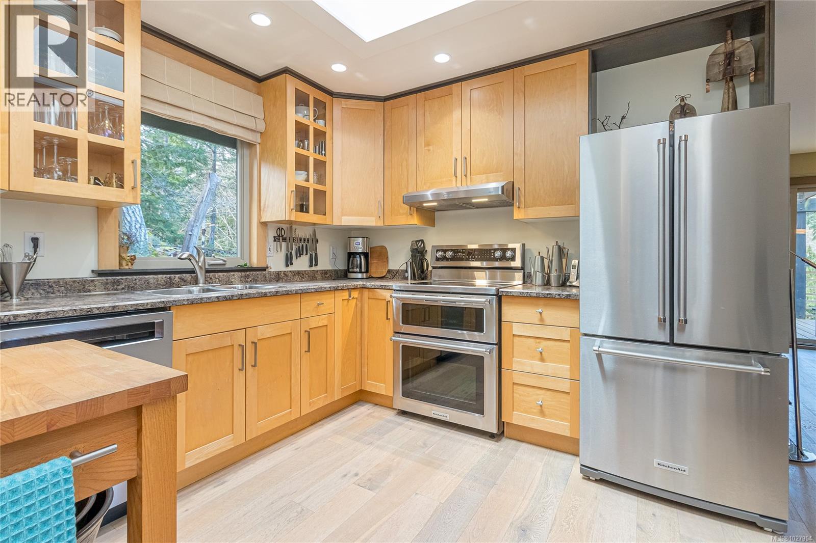 1650 Claudet Rd, Nanoose Bay