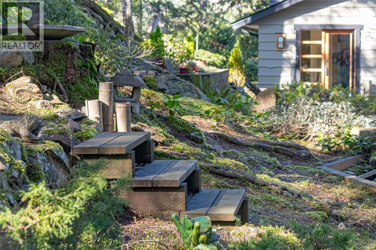 1650 Claudet Rd, Nanoose Bay