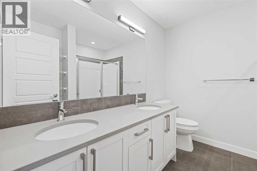 8 Topaz Place, Cochrane