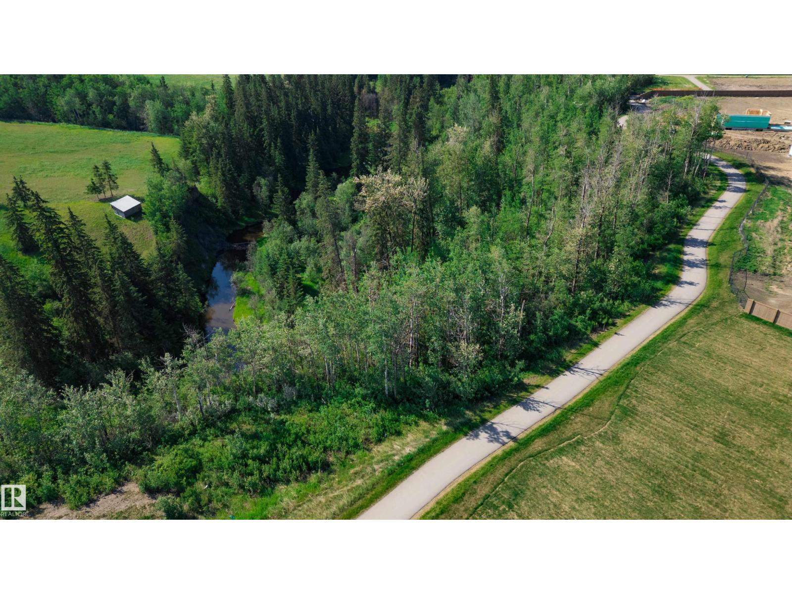 15831 27 AV SW, Edmonton