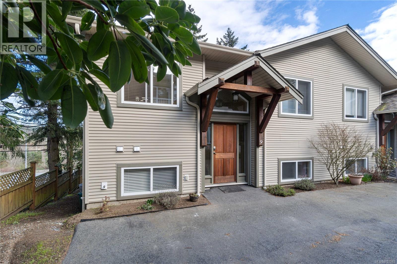 9 1129B 2nd Ave, Ladysmith