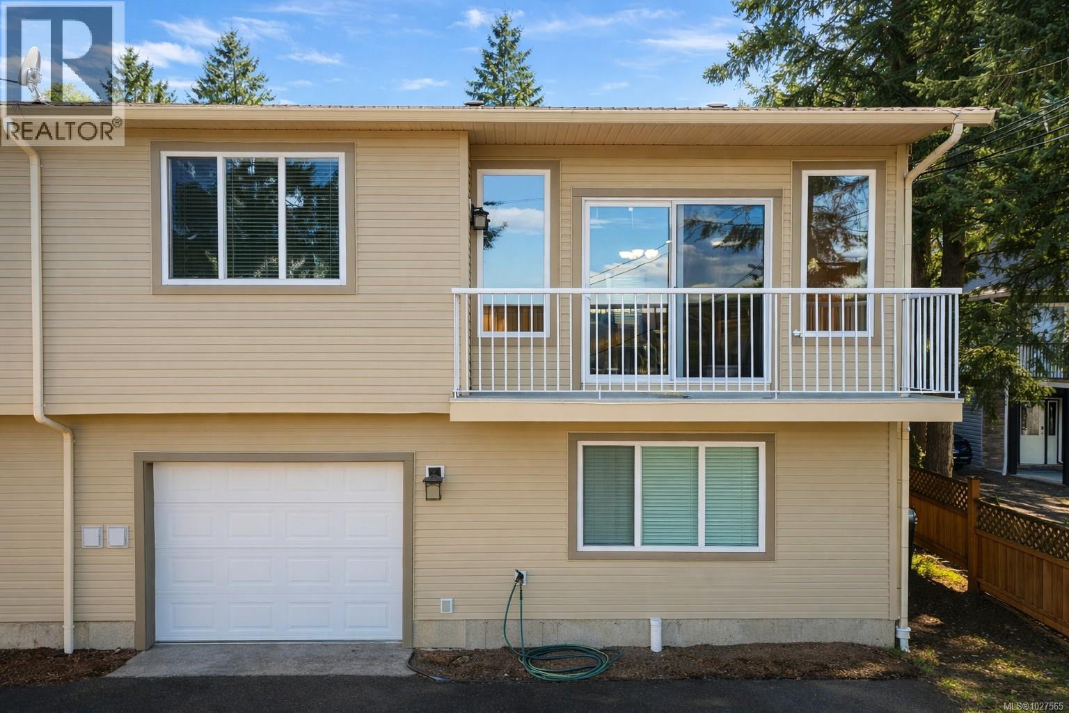 9 1129B 2nd Ave, Ladysmith