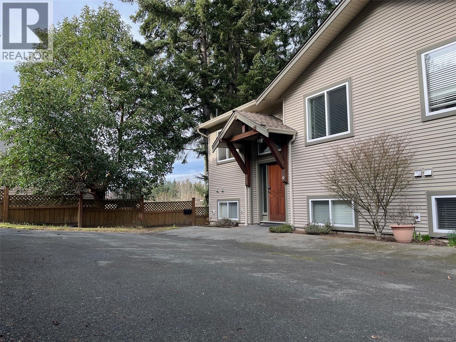 9 1129B 2nd Ave, Ladysmith