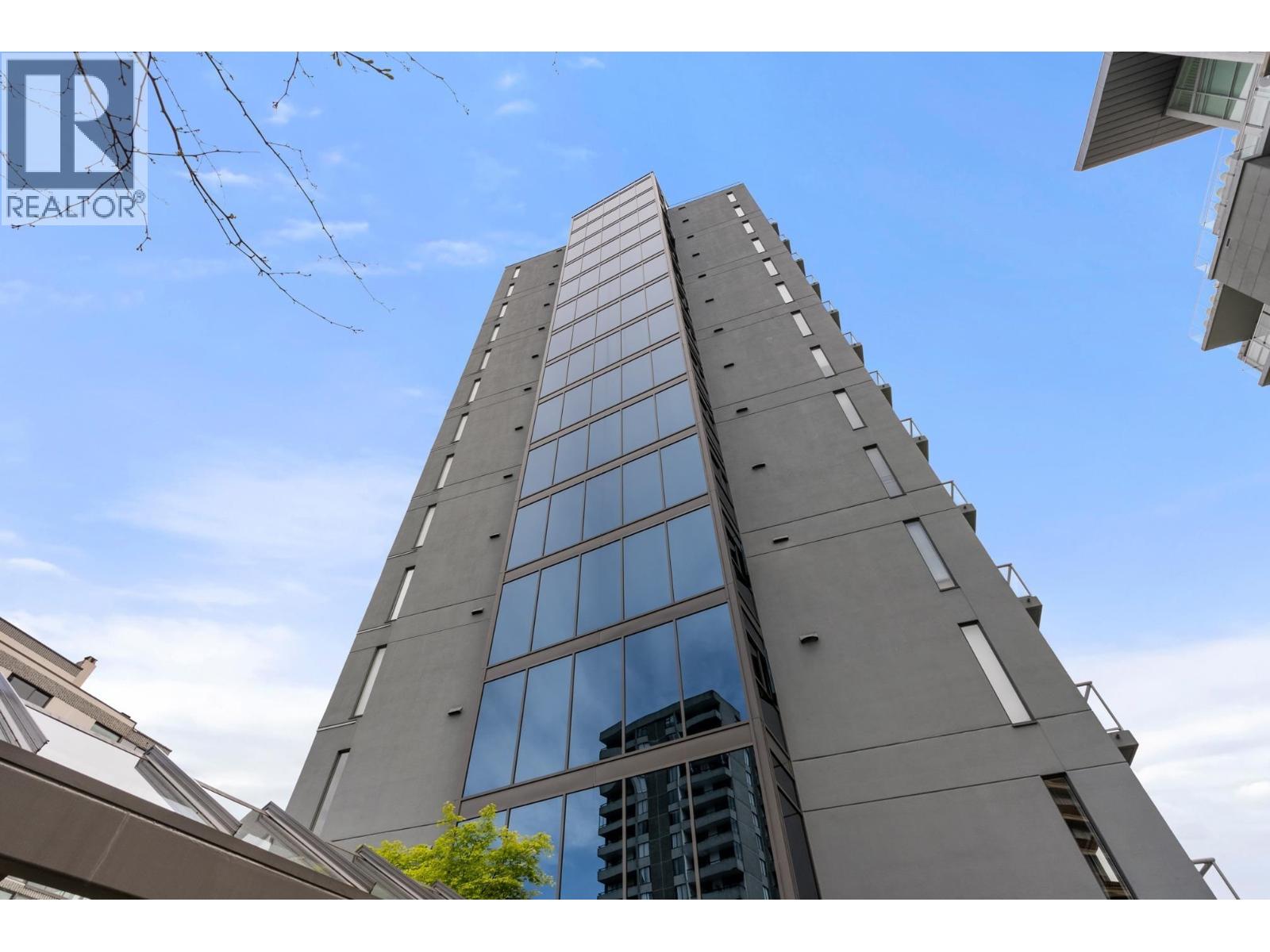 1401 2120 ARGYLE AVENUE, West Vancouver