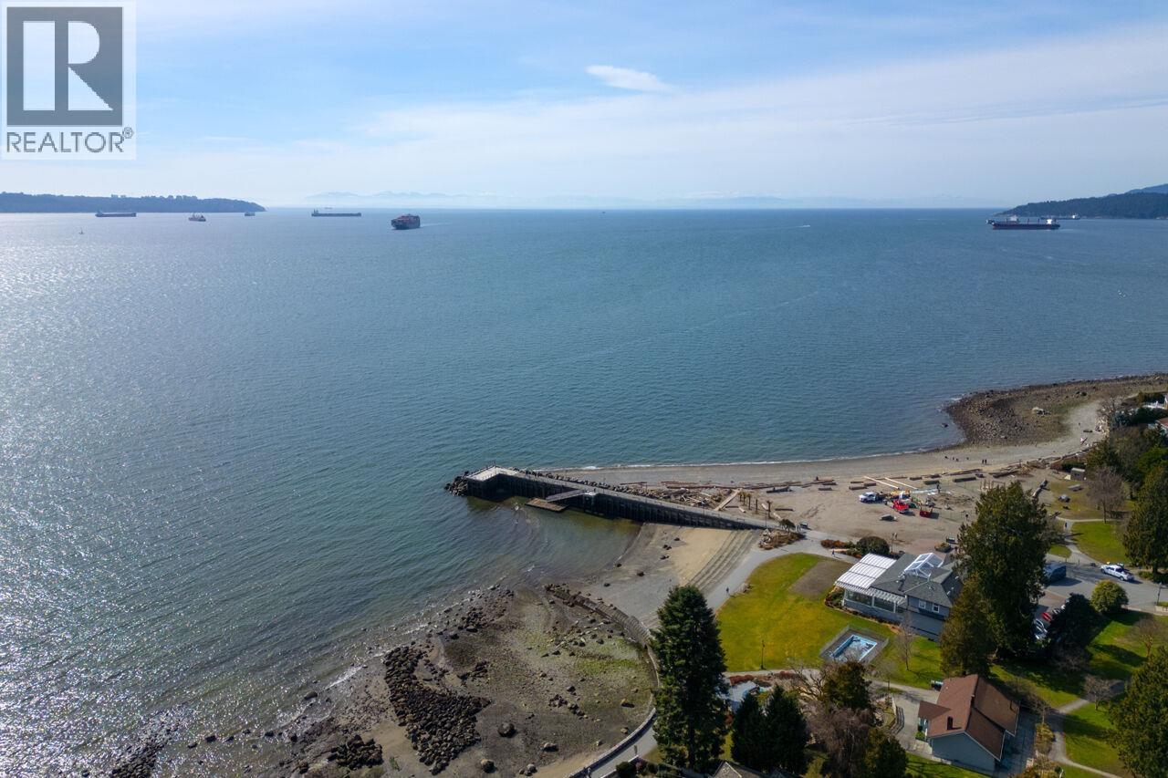 2338 OTTAWA AVENUE, West Vancouver