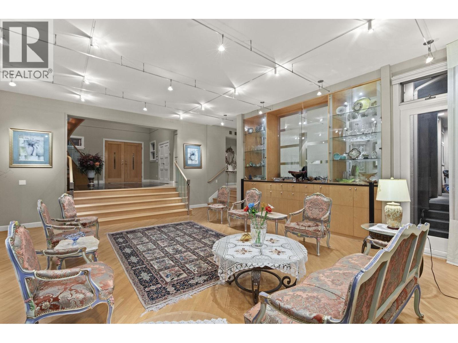 1128 CRESTLINE ROAD, West Vancouver