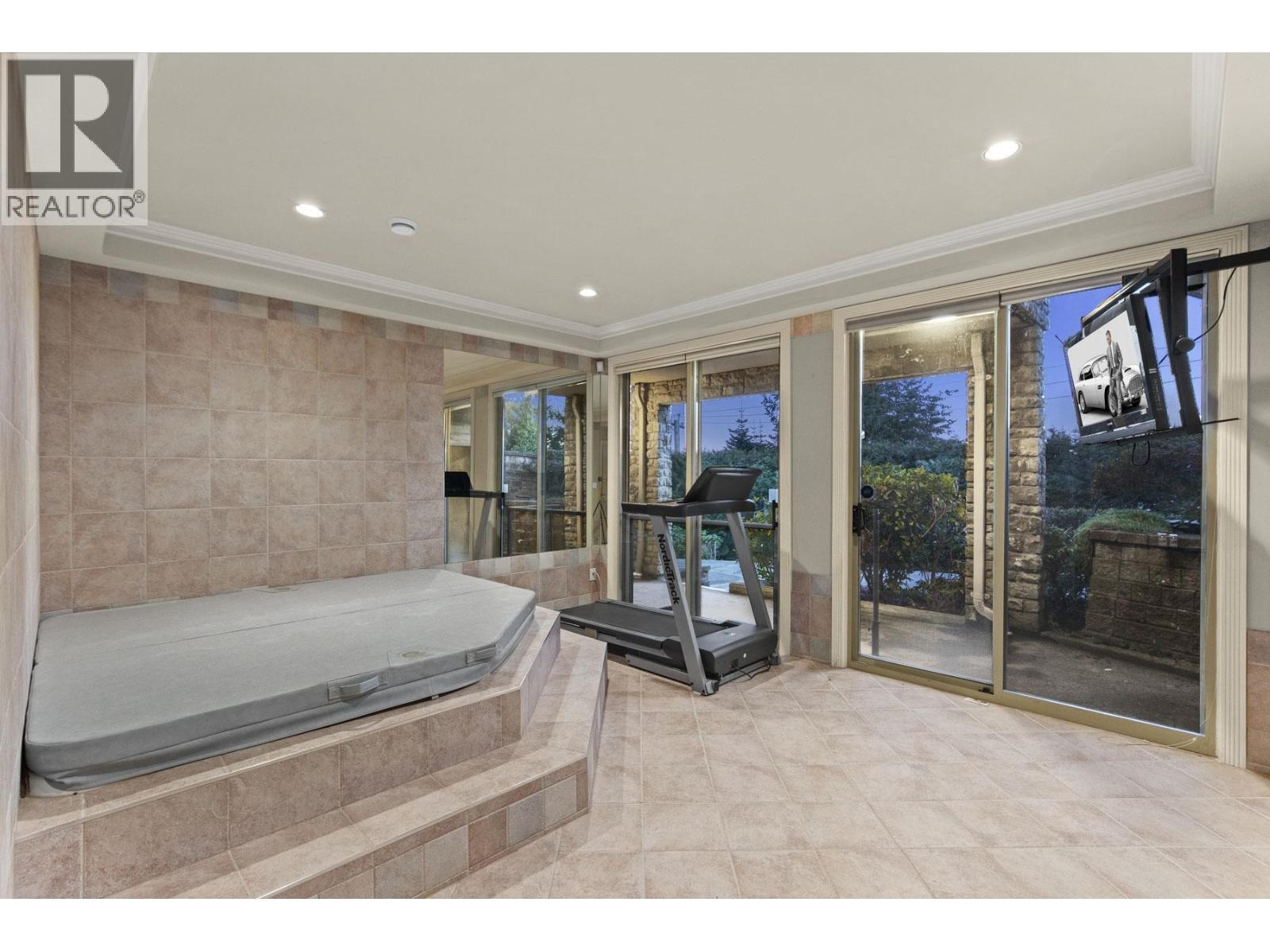 1128 CRESTLINE ROAD, West Vancouver