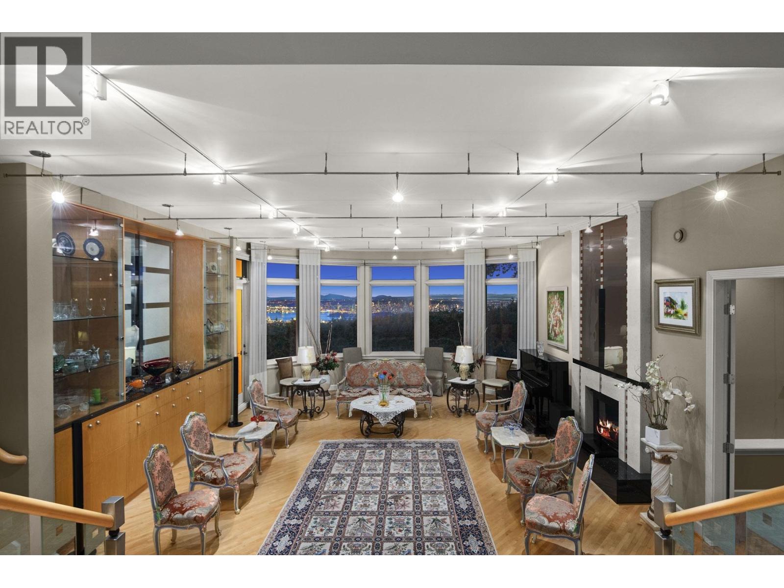 1128 CRESTLINE ROAD, West Vancouver