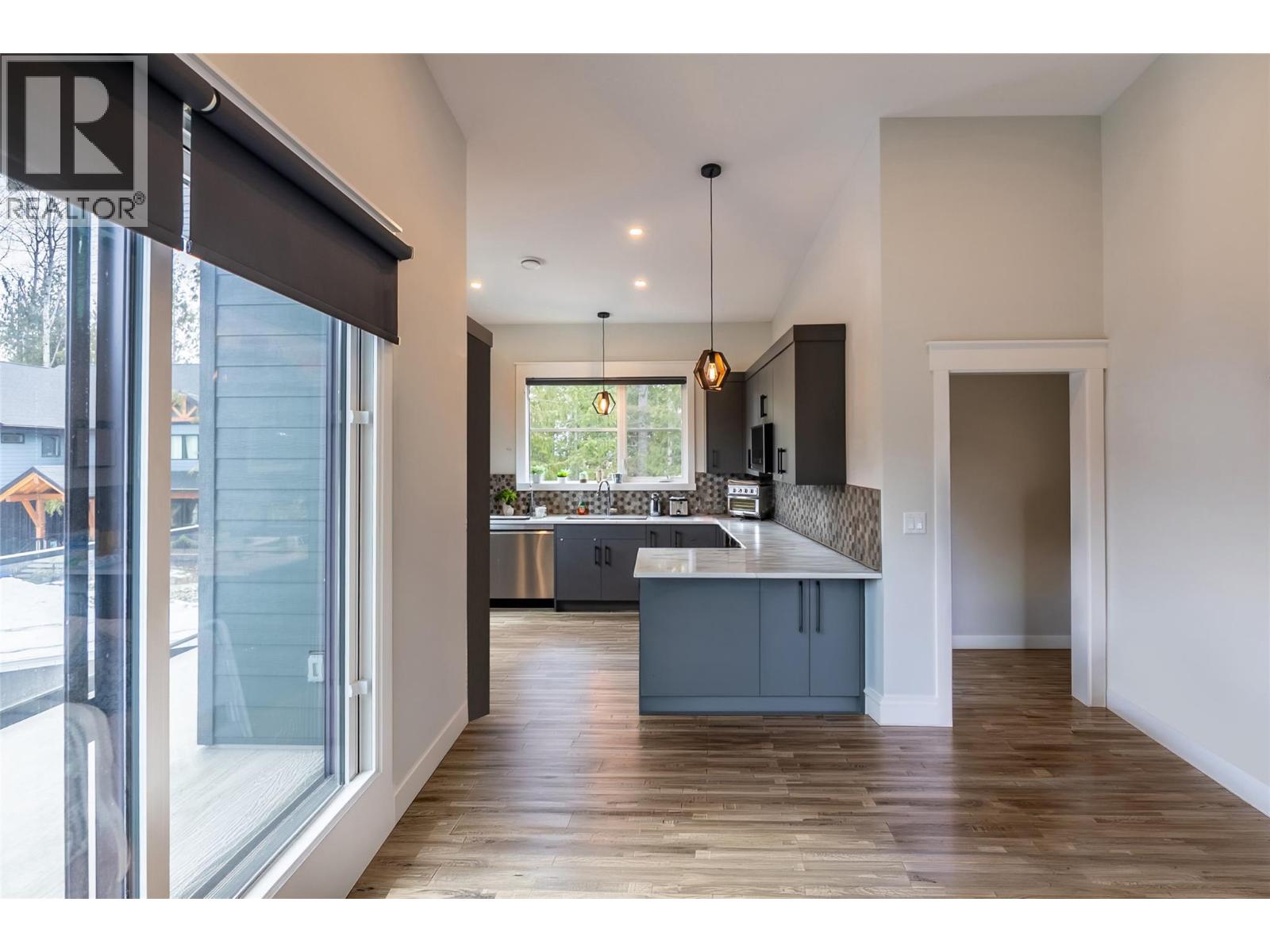 1005 Williams Gate Lane, Revelstoke