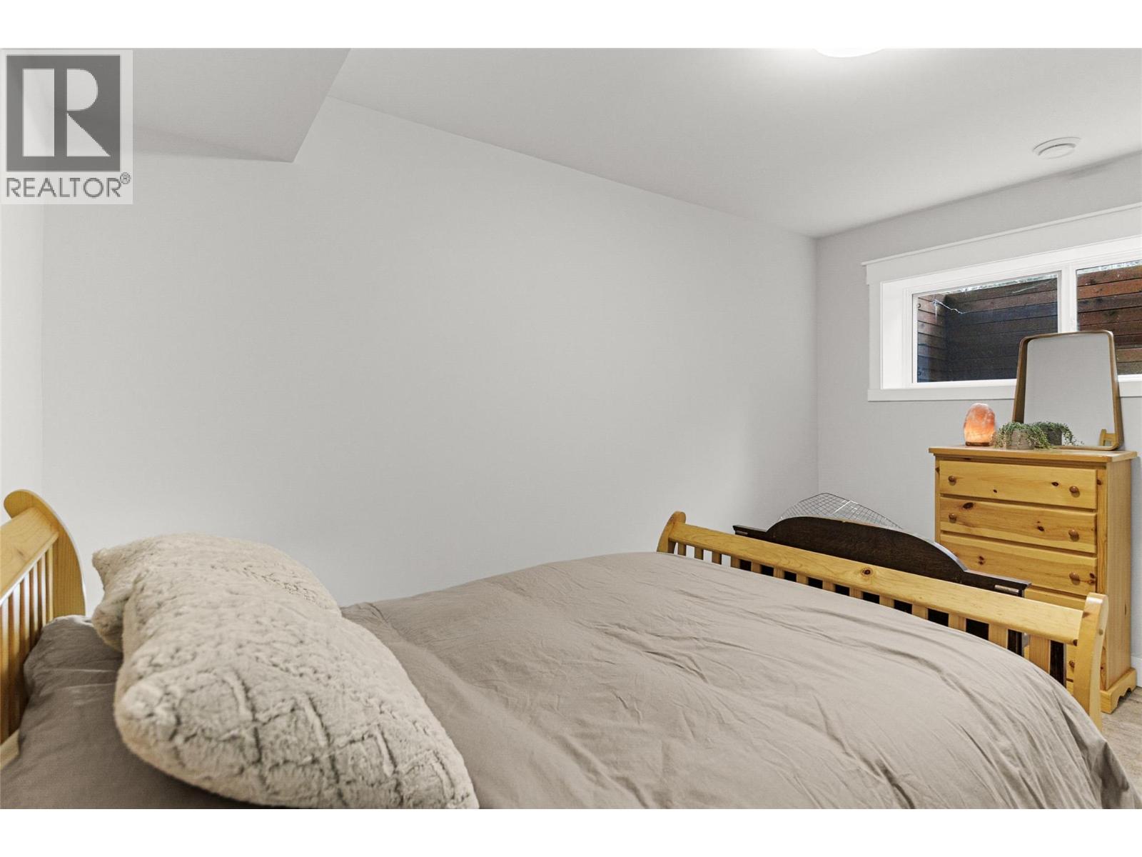 1005 Williams Gate Lane, Revelstoke