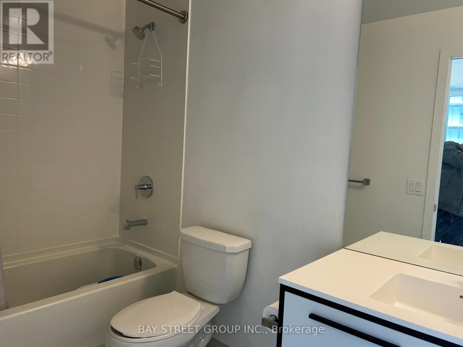 #612 185 DEERFIELD DRIVE - 15