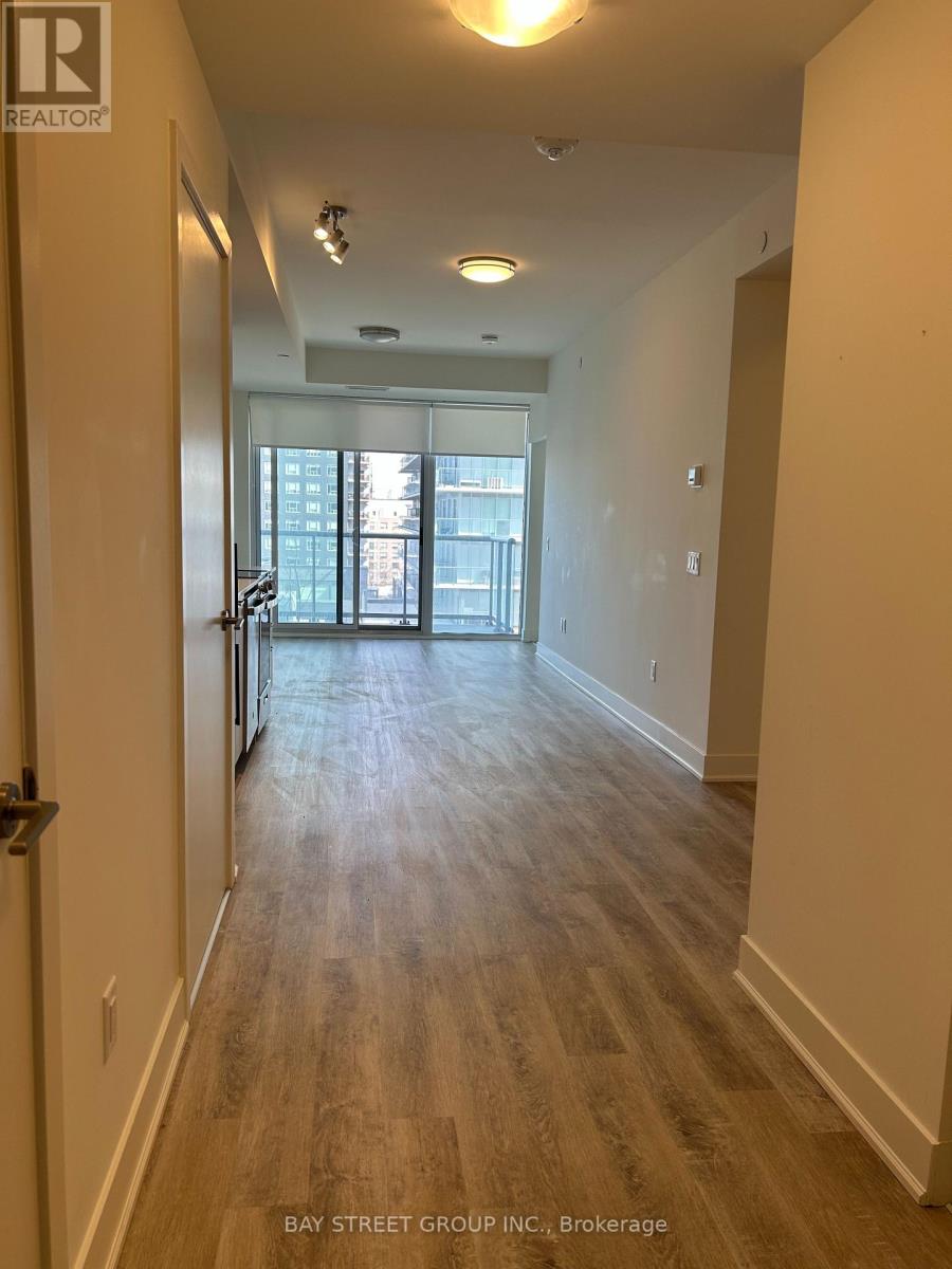 #612 185 DEERFIELD DRIVE - 3