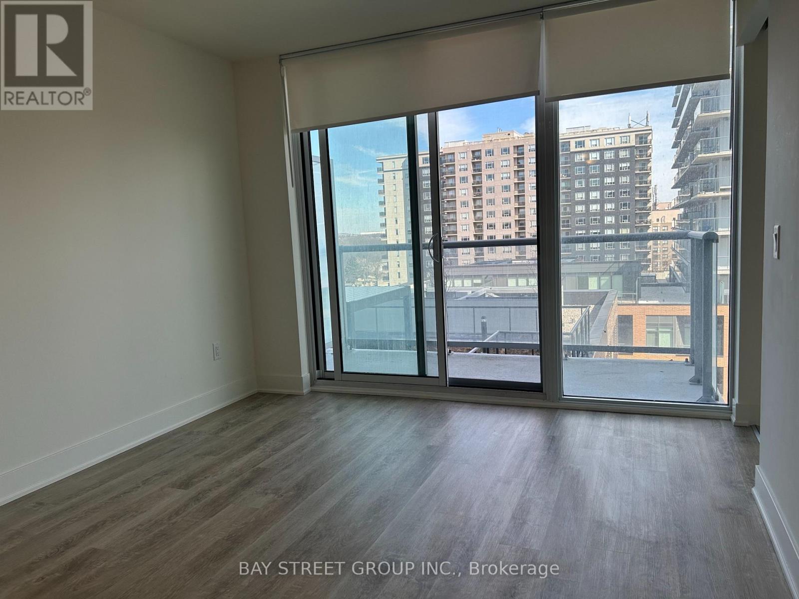 #612 185 DEERFIELD DRIVE - 6