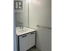 612 - 185 Deerfield Drive, Newmarket, ON L3Y0G7 Photo 11