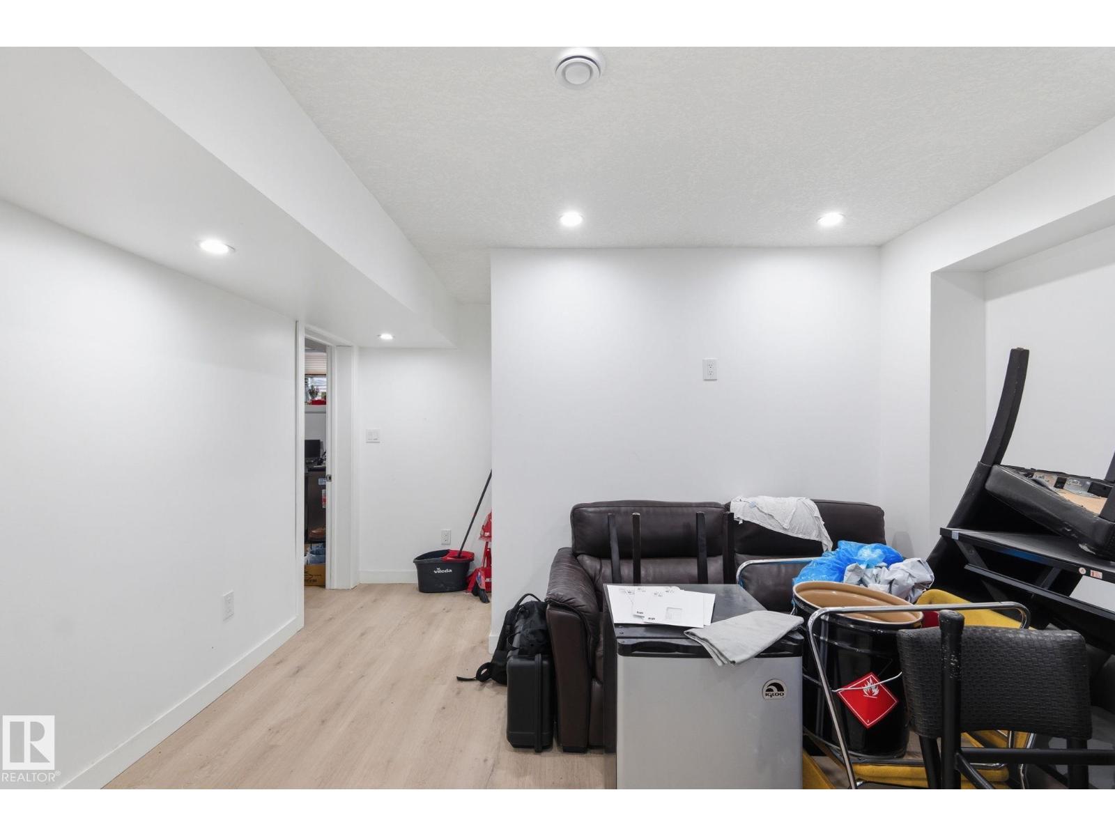 13538 127 ST NW, Edmonton