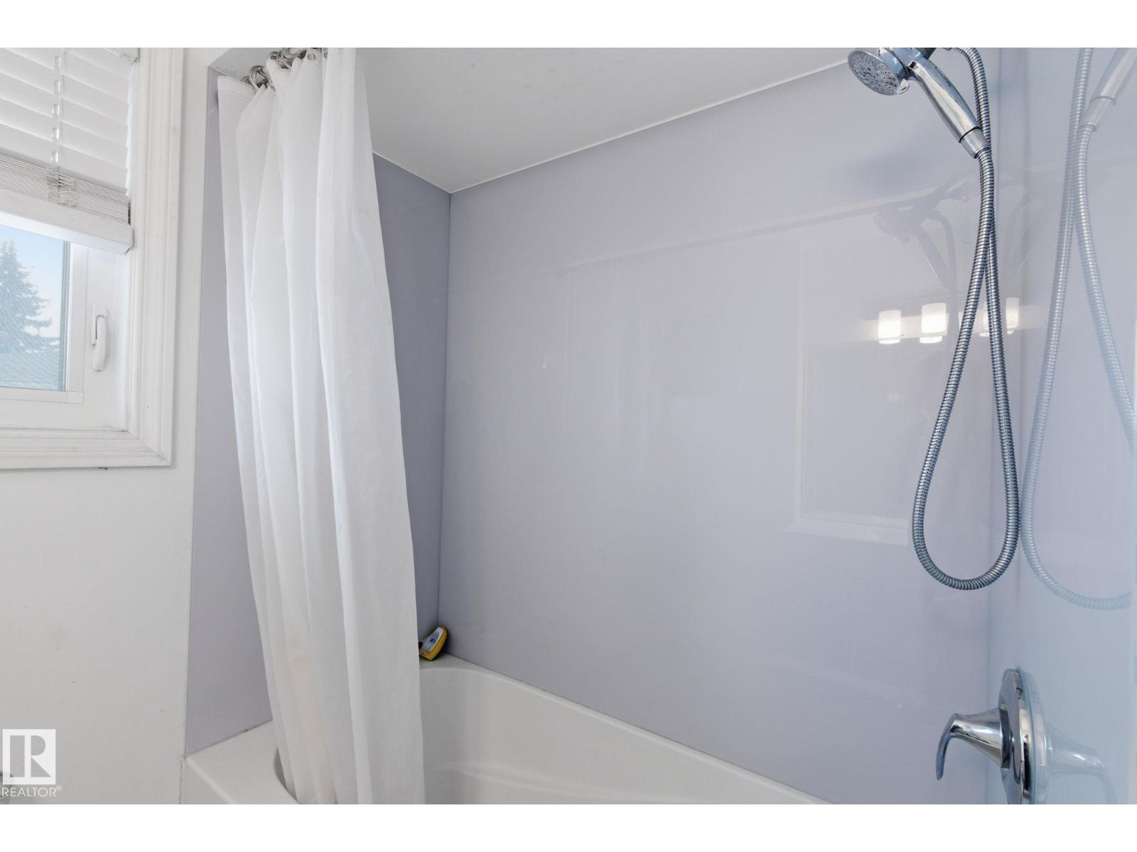 13538 127 ST NW, Edmonton