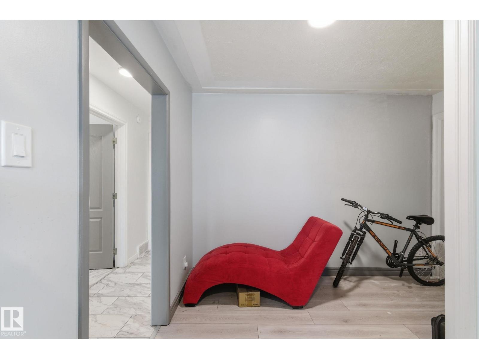 13538 127 ST NW, Edmonton