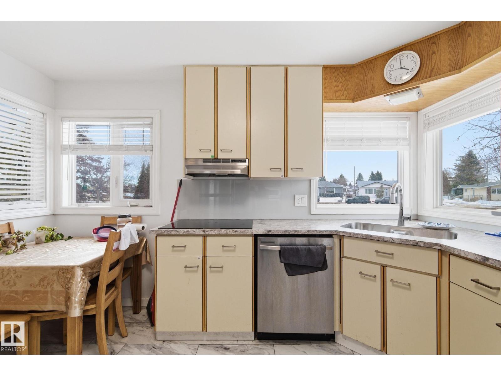 13538 127 ST NW, Edmonton