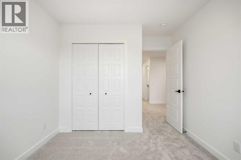 Single Family House for Sale in  Hotchkiss Drive SE Hotchkiss Calgary 