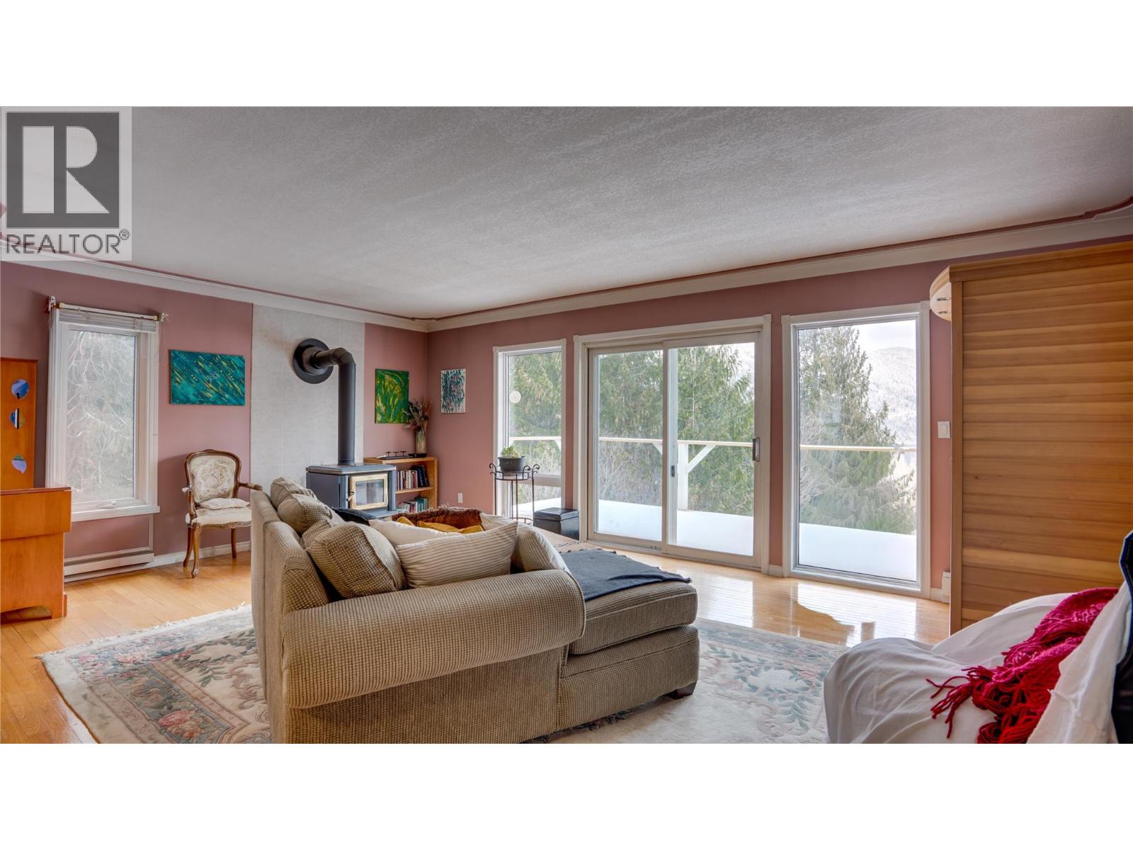 3215 Lumby Mabel Lake Road - 23