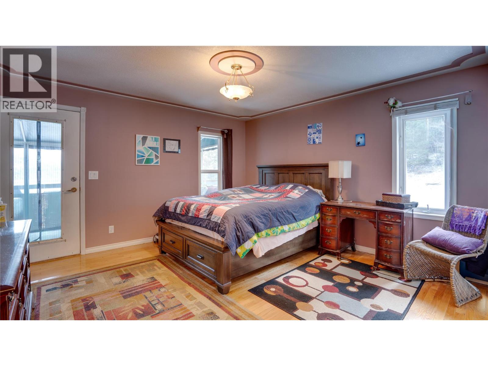 3215 Lumby Mabel Lake Road - 26