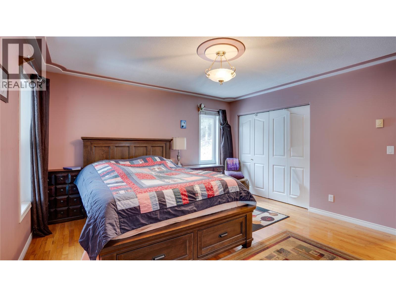 3215 Lumby Mabel Lake Road - 27