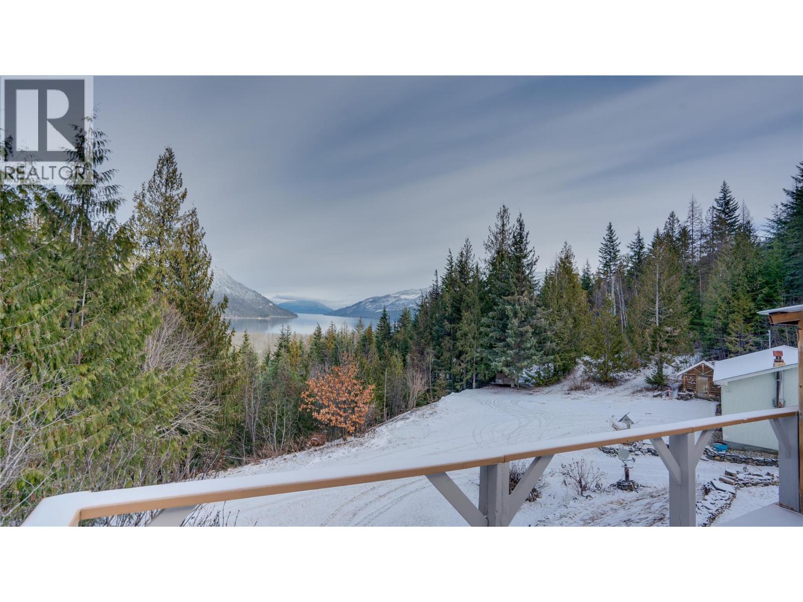 3215 Lumby Mabel Lake Road - 31