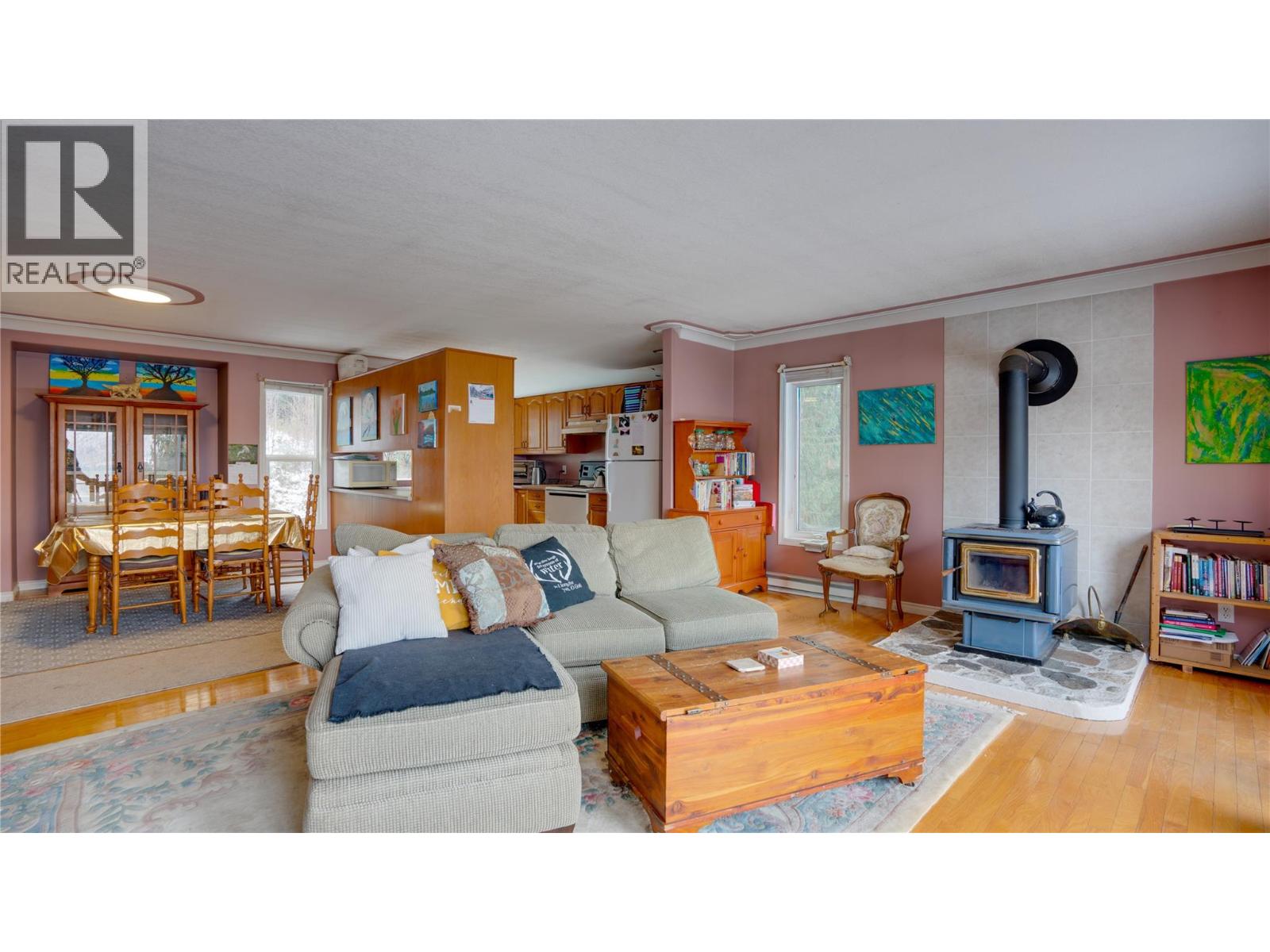 3215 Lumby Mabel Lake Road - 21