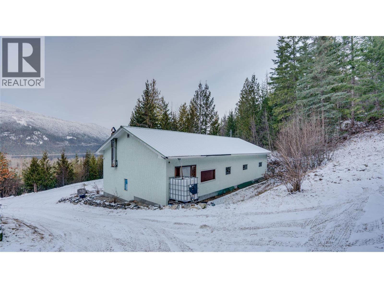 3215 Lumby Mabel Lake Road, Lumby