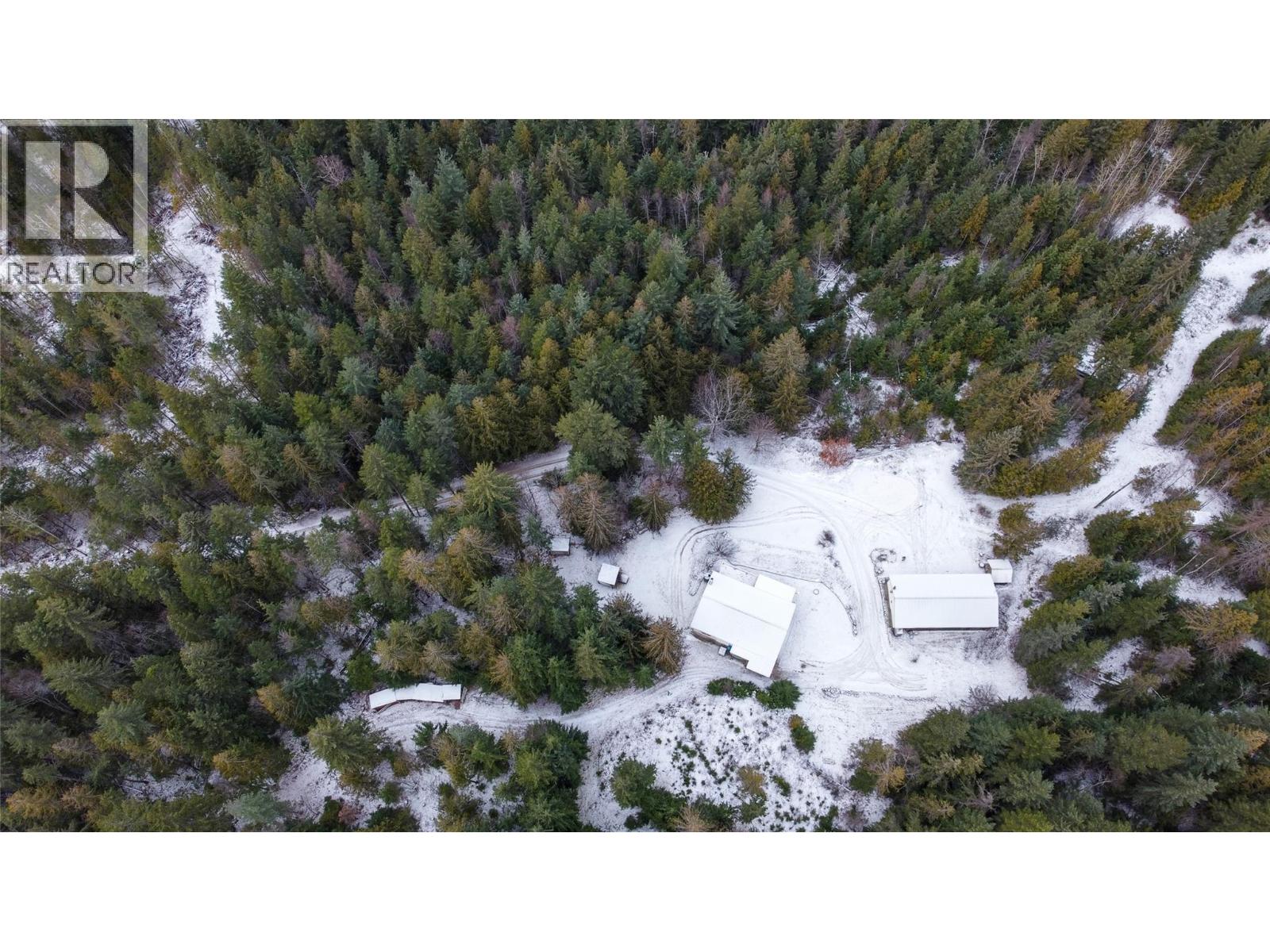 3215 Lumby Mabel Lake Road - 72