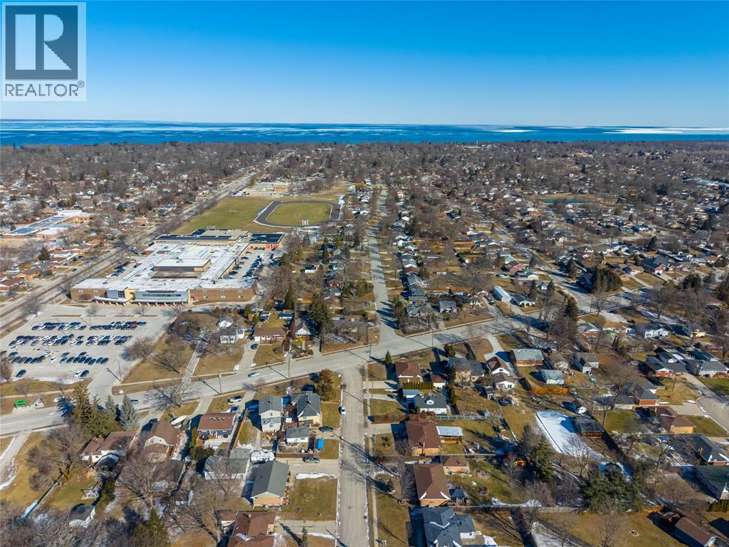 1146 O'RAE AVENUE - 5