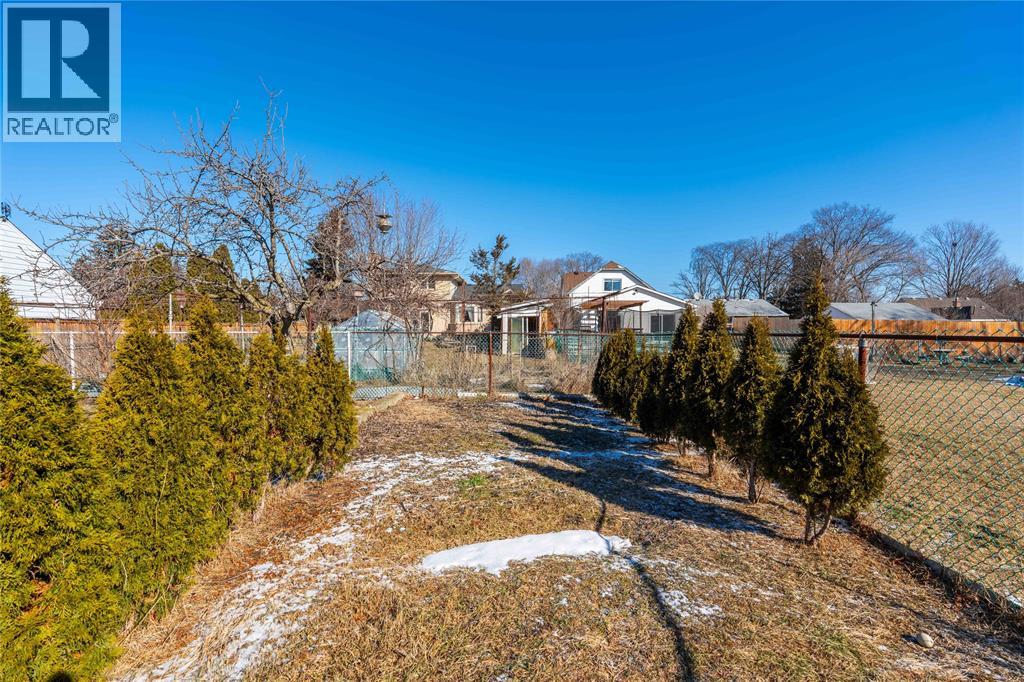 1146 O'RAE AVENUE - 12