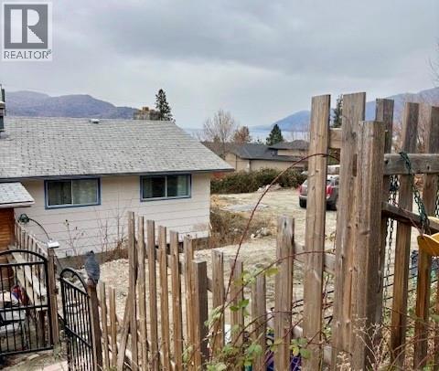 6252 Lipsett Avenue, Peachland