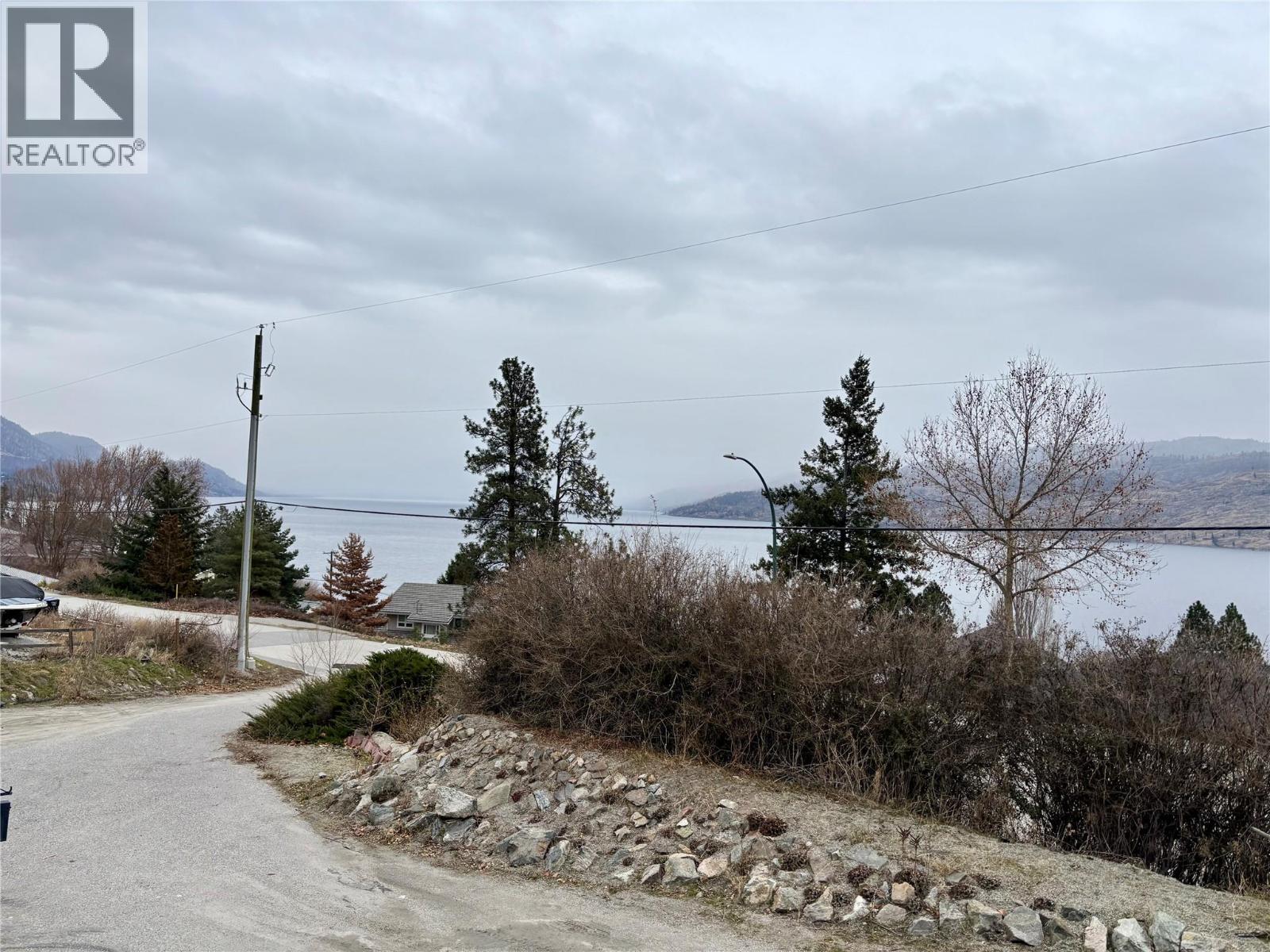  6252 Lipsett Avenue, Peachland