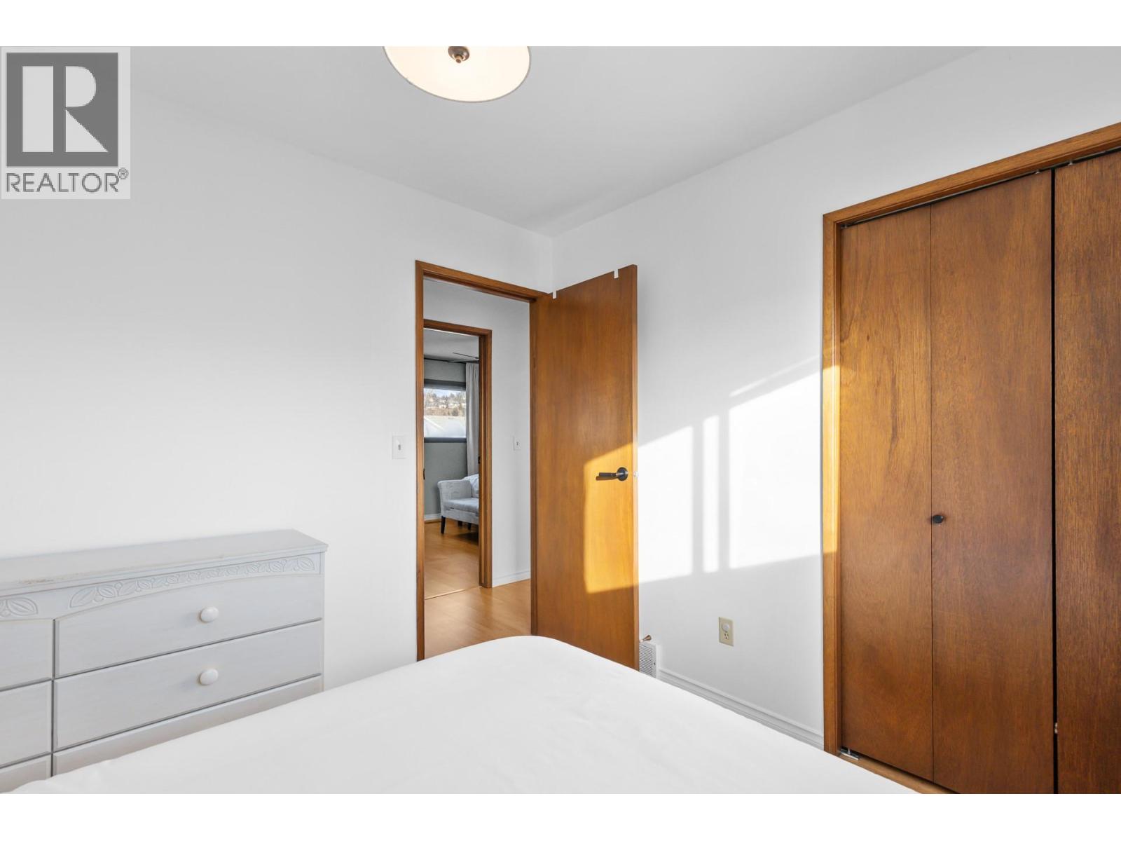  280 Kneller Road, Kelowna