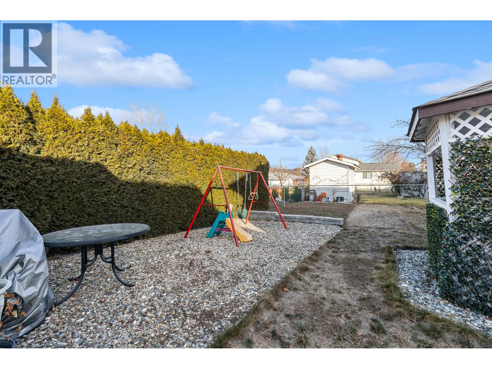 280 Kneller Road - 31