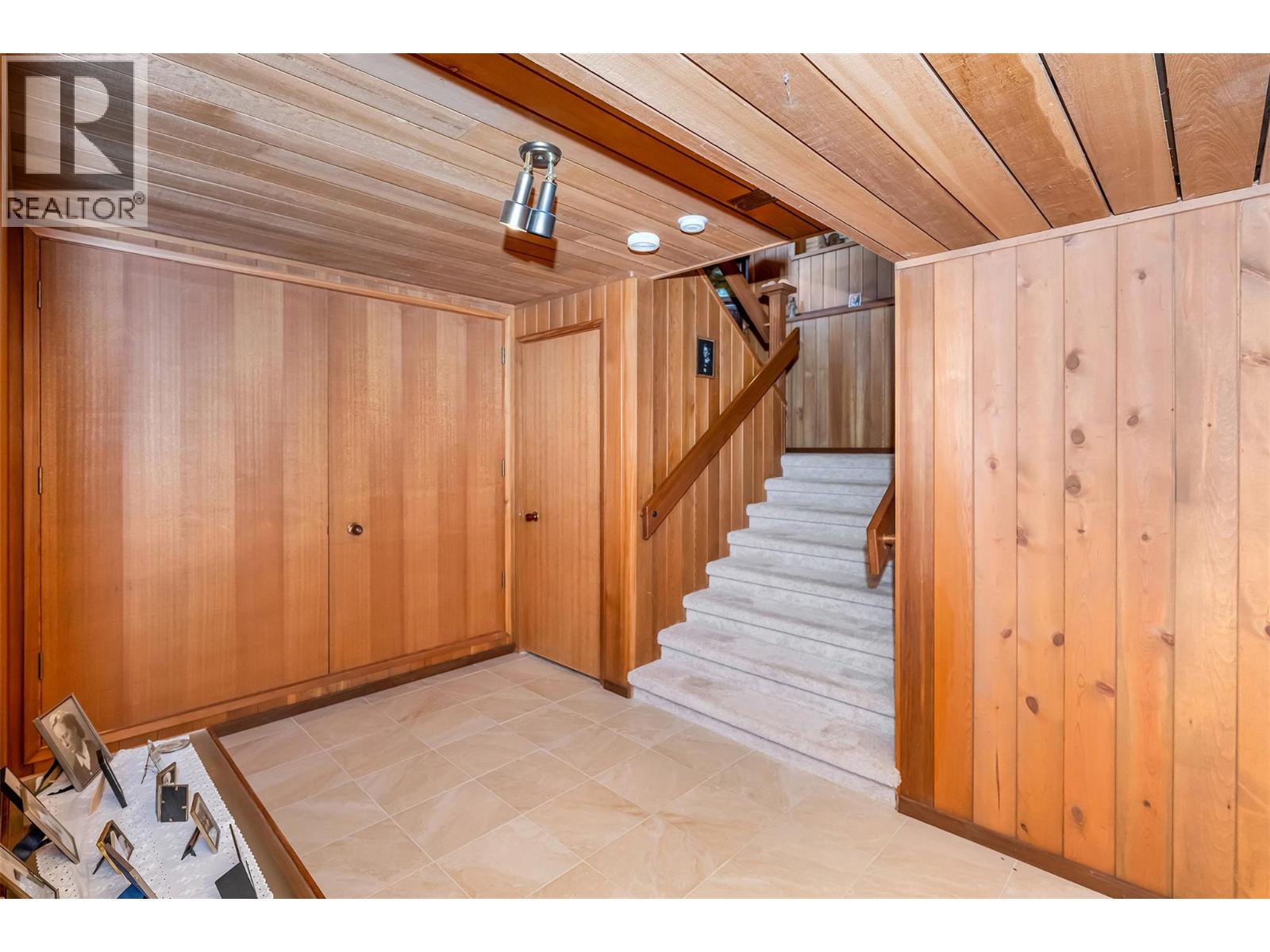 460 Crestview Drive, Coldstream