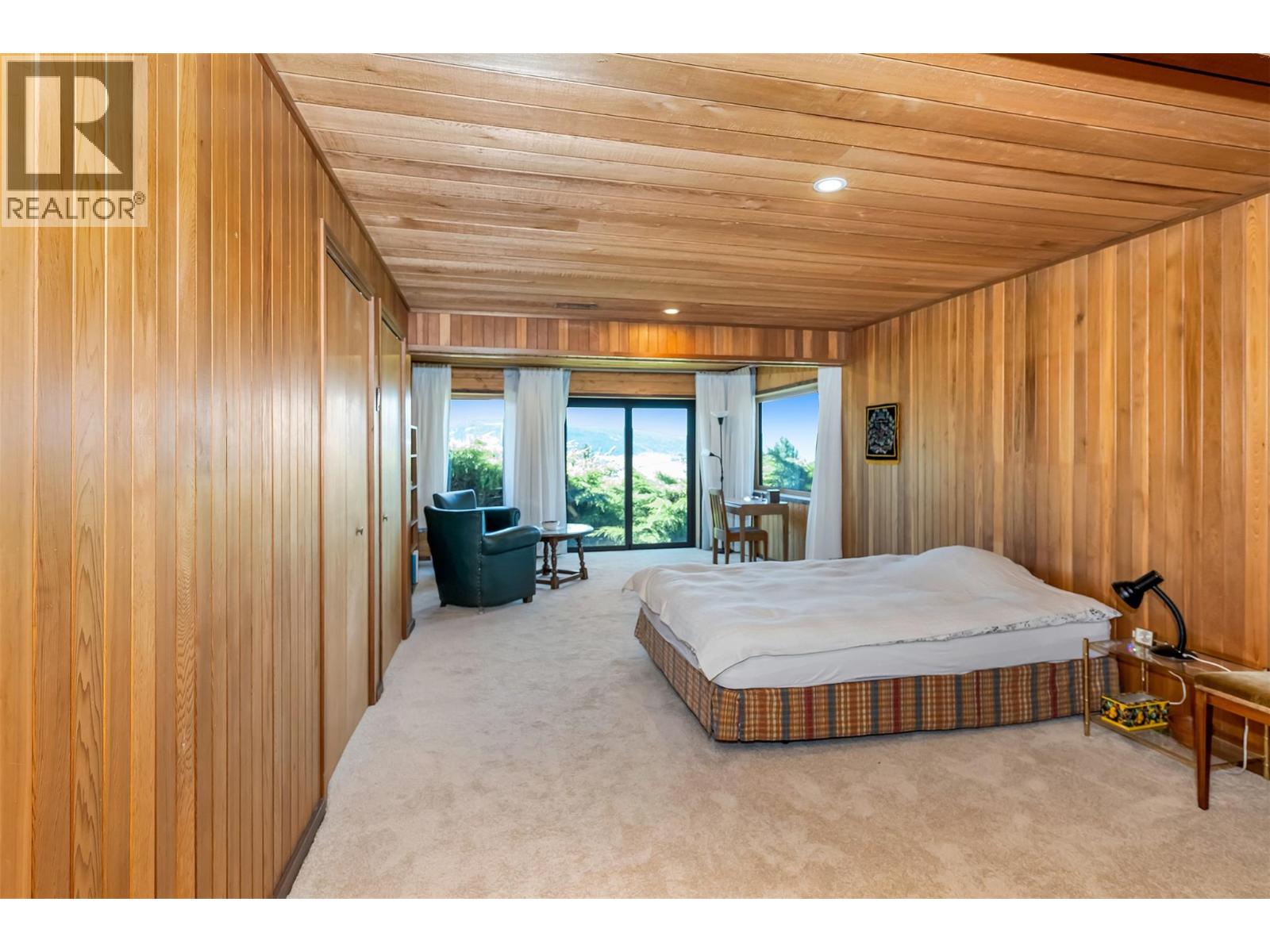 460 Crestview Drive, Coldstream