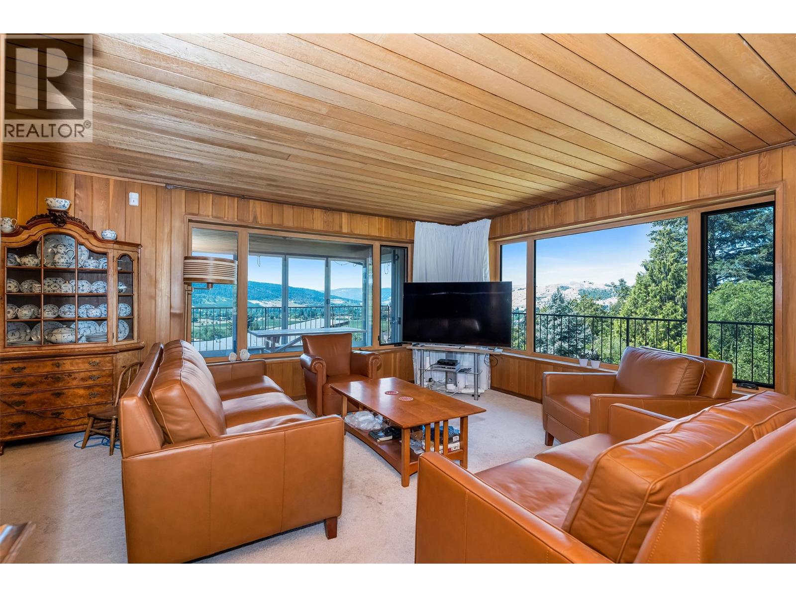 460 Crestview Drive, Coldstream