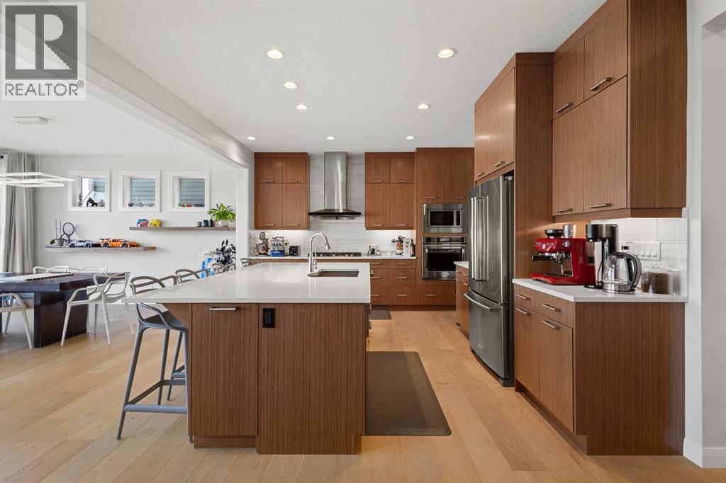 Single Family House for Sale in  Evansfield Manor NW Evanston Calgary 