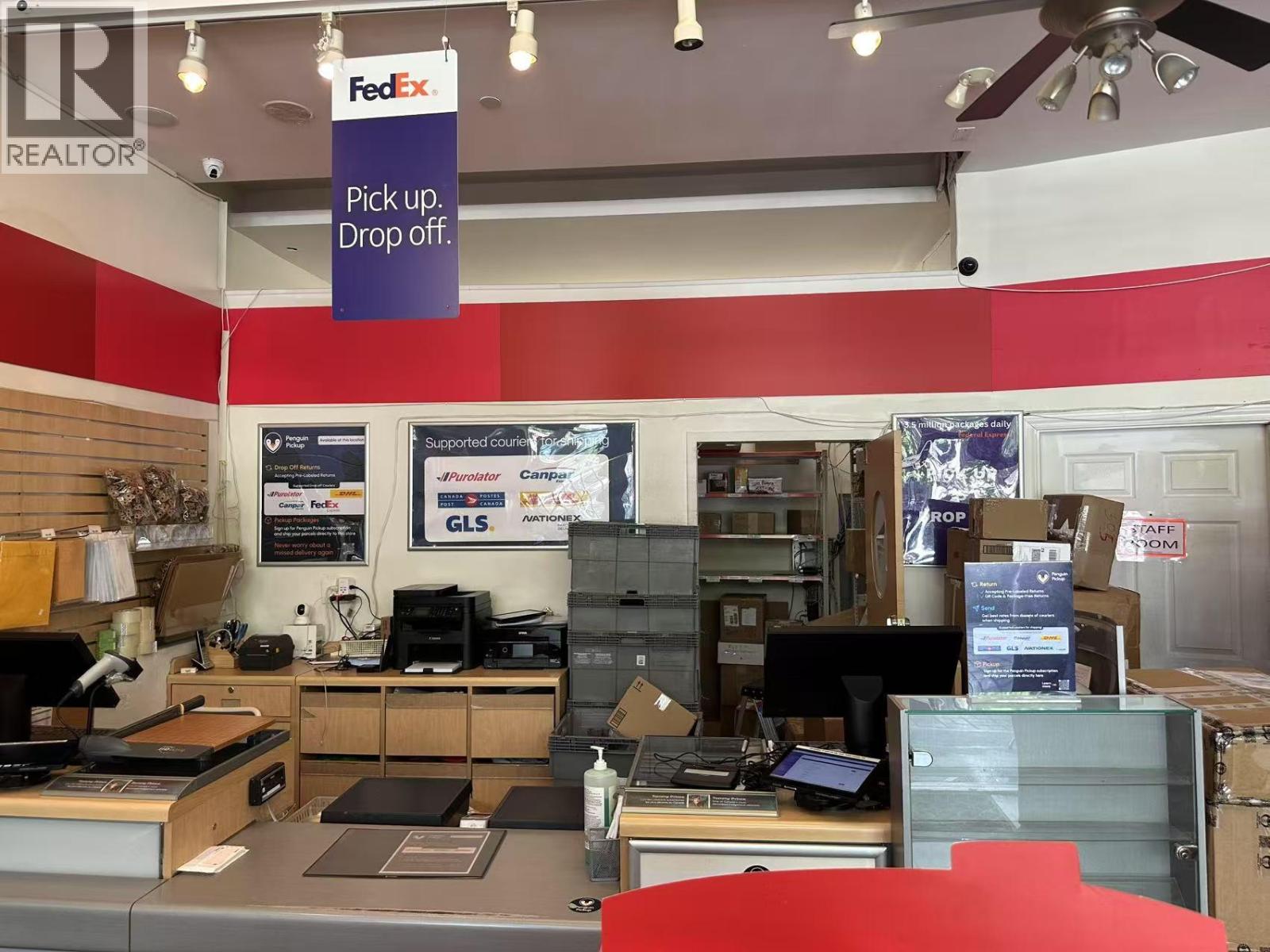 1146 PACIFIC BOULEVARD, Vancouver