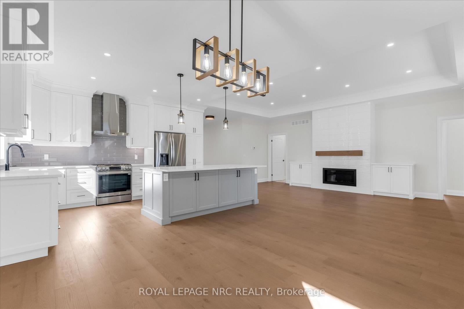 207 FORKS ROAD - 19