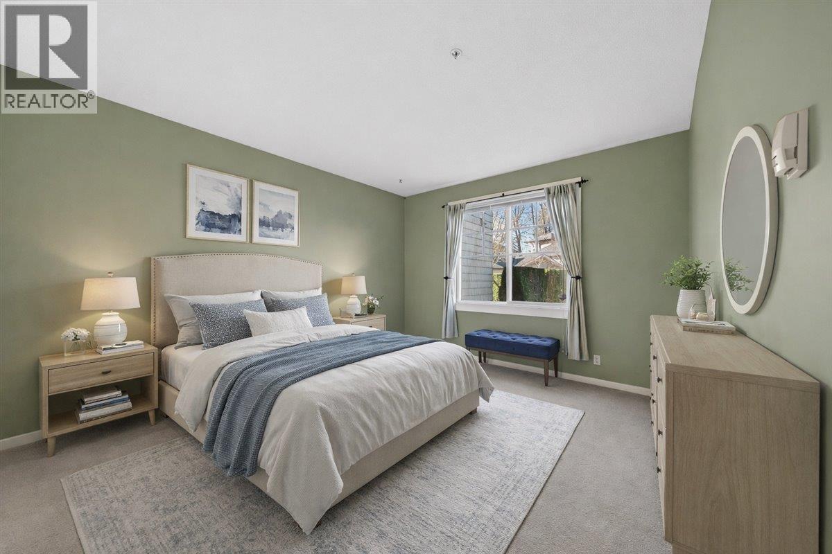 54 19452 FRASER WAY, Pitt Meadows