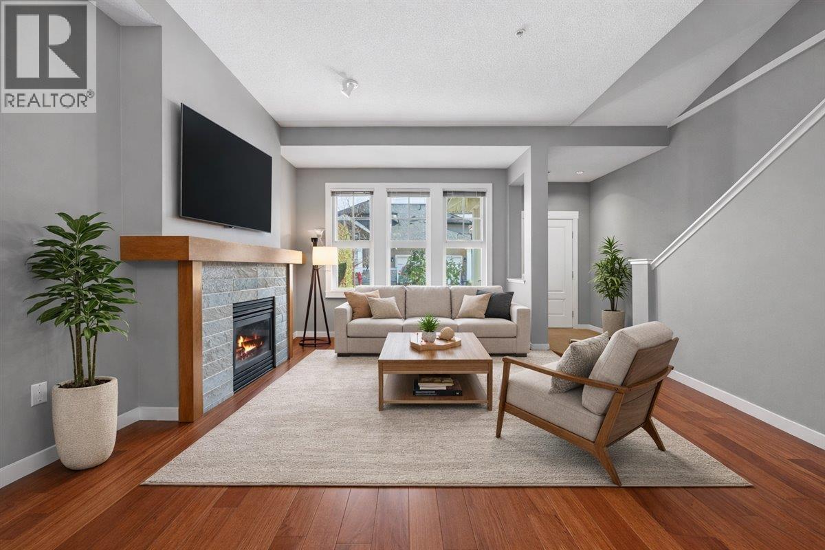 54 19452 FRASER WAY, Pitt Meadows